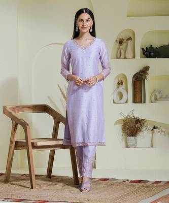 Lavender 2 piece hand embroidered kurta set 1