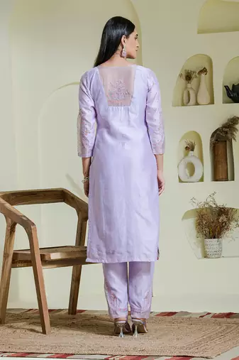 Lavender 2 piece hand embroidered kurta set