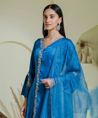 Cobalt blue hand embroidered three piece kurta set 2