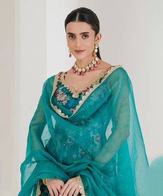 Green floral print anarkali set 5