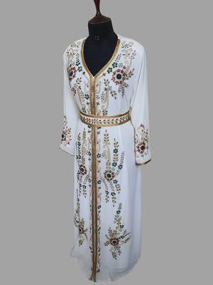 Off-White color Handmade Moroccan Kaftan with hijjab 4