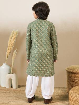 printed green kurta set with sequins 4