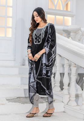 Women Modal Embroidery Straight Kurta With Pant And Dupatta Suit Set  3