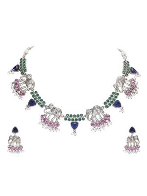 Silver-plated elephant motif necklace set with earrings 4