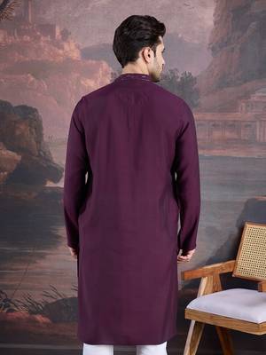 Men's stylish & designer purple woven kurta 3
