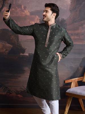 Men's stylish & designer deep green woven kurta 5