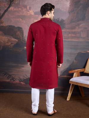 Men's stylish & premium maroon woven kurta set 2