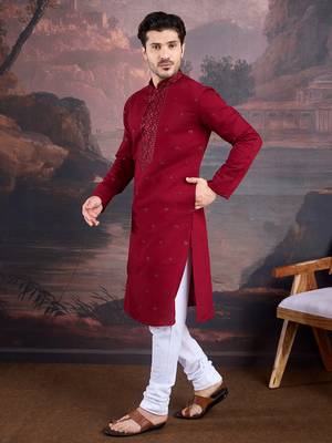 Men's stylish & premium maroon woven kurta set 4