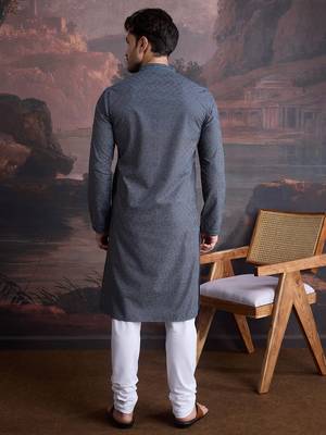 men's cotton chikankari stylish kurta set in kiwi green 2