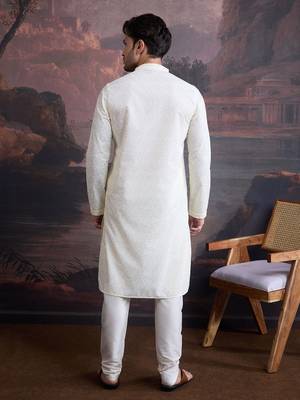 men's cotton chikankari stylish kurta set in off white 2