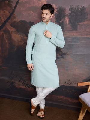 men's cotton chikankari stylish kurta set in light green 2