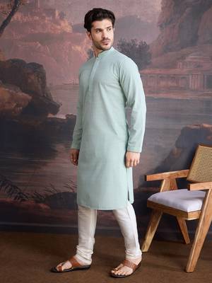 men's cotton chikankari stylish kurta set in light green 3