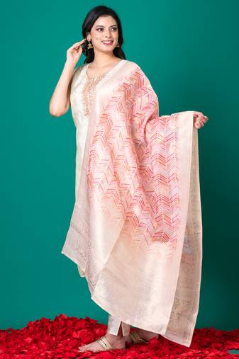 Ruh women's traditional silk blend kurti pant with dupatta