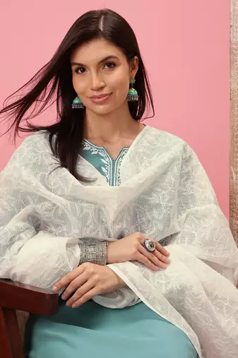 Hand Embroidered White Kota Lucknowi Chikankari Dupatta