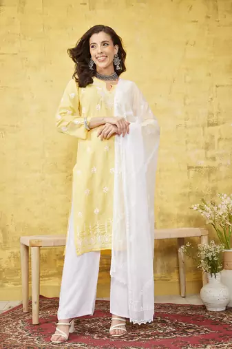Hand Embroidered White Chiffon Lucknowi Chikankari Dupatta