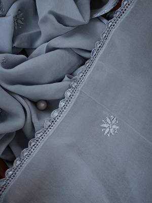 Hand Embroidered Grey Viscose Georgette Lucknowi Chikankari Dupatta 4