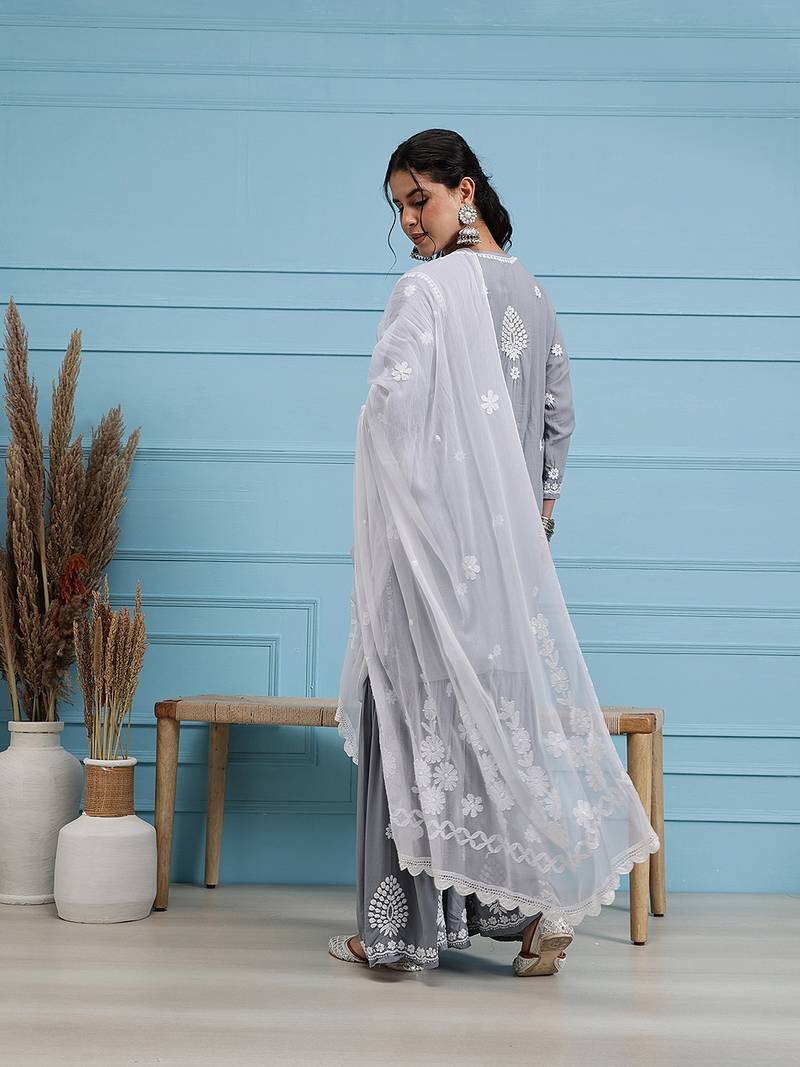 Hand Embroidered White Chiffon Lucknowi Chikankari Dupatta