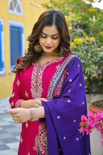 Women pink silk blend solid embroidered straight kurta trousers with dupatta