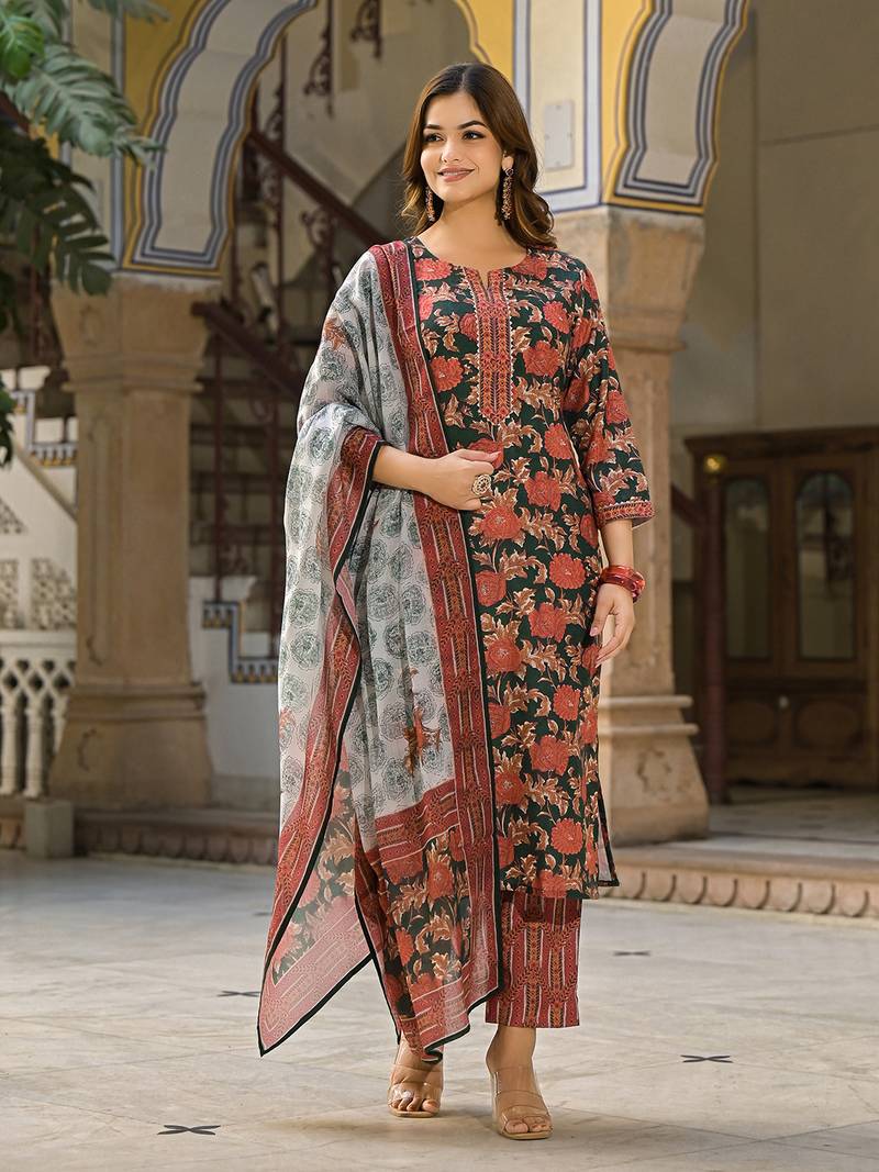 Women green rayon blend floral printed straight kurta trousers with dupatta