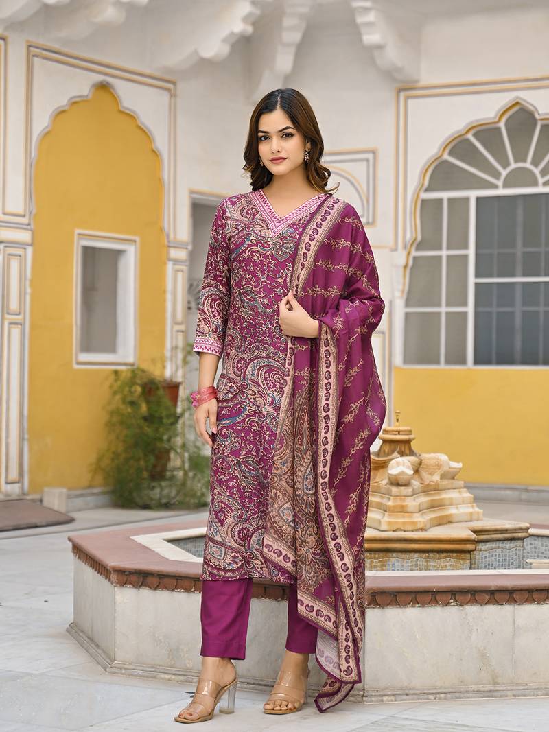 Women purple rayon blend paisley printed straight kurta trousers with dupatta