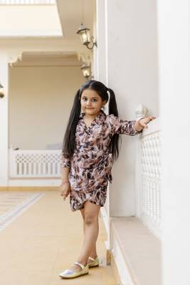 Cutiediva Girls printed jumpsuit in brown ( Casual Use, Daily wear, paties, Wedding Wear ) 3
