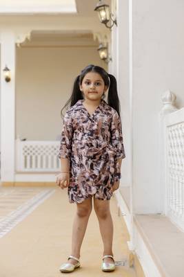 Cutiediva Girls printed jumpsuit in brown ( Casual Use, Daily wear, paties, Wedding Wear ) 4