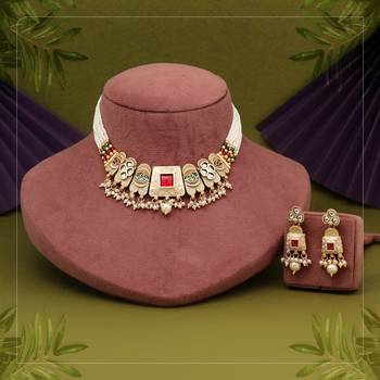 Rani & green color meena work matte gold rajwadi temple necklace set 2