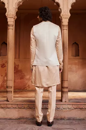 Ivory hand & machine embroidery work linen silk inaya nehru jacket set
