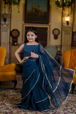 Dyed print georgette pre drapped ready to wear saree in teal ( 1 saree : 1 choli ) 1