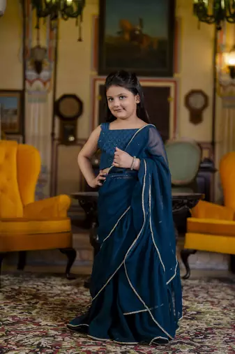 Dyed print georgette pre drapped ready to wear saree in teal ( 1 saree : 1 choli )