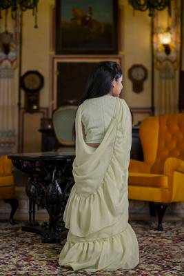 Dyed print georgette pre drapped ready to wear saree in light green ( 1 saree : 1 choli ) 4