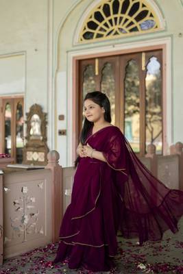 Dyed print georgette pre drapped ready to wear saree in wine ( 1 saree : 1 choli ) 5