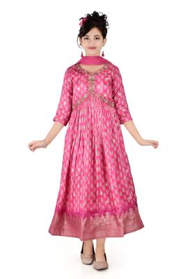 Ethnicraze girls jacquard silk pink gown with dupatta 1