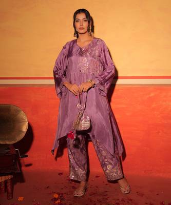 Lilac hand-embroidered kaftan set with brocade bottoms 1