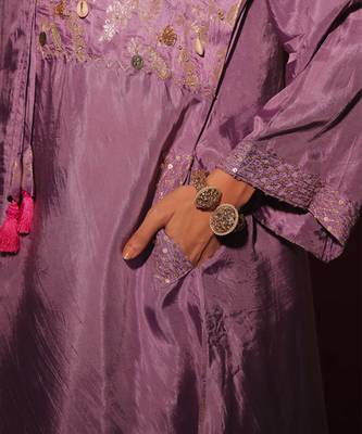 Lilac hand-embroidered kaftan set with brocade bottoms 3