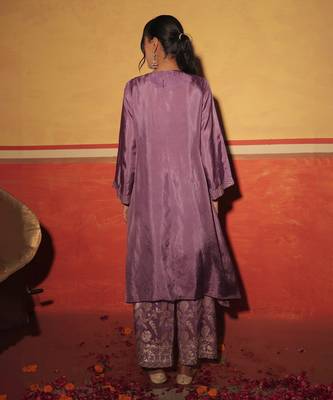 Lilac hand-embroidered kaftan set with brocade bottoms 4