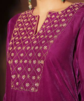 Plum purple velvet kurta set 2