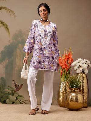 Hand embroidered floral printed lavender cotton lucknowi chikankari short kurti 4