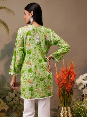 Hand embroidered floral printed green cotton lucknowi chikankari short kurti 2