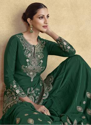 Green chinon silk embroidered Palazzo suit 3