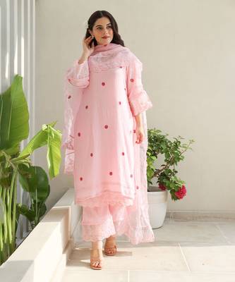 Floral elegance: pink cotton gauze kurta set with kota doriya dupatta 1