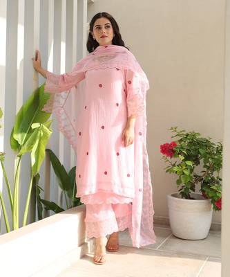 Floral elegance: pink cotton gauze kurta set with kota doriya dupatta 3
