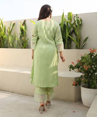 Floral elegance: pista cotton gauze kurta set with kota doriya dupatta 2