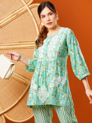Hand embroidered sea green chanderi lucknowi chikankari co-ord set 5