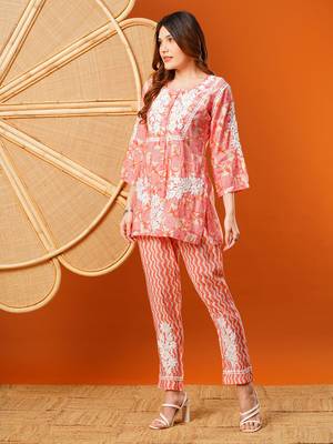 Hand embroidered peach chanderi lucknowi chikankari co-ord set 4