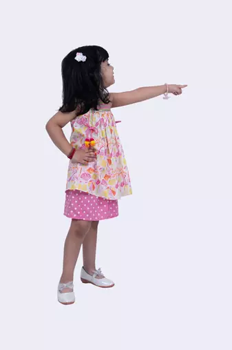 Twisha smart cotton printed breezy beach top & polka printed shorts -white & pink