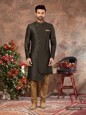 Bottle green havy jackard with zari hand work  indo western sherwani 1