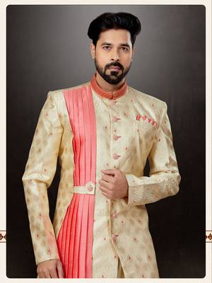 Gold to pink havy classic sherwani with thread and less work and with side dopatta 2