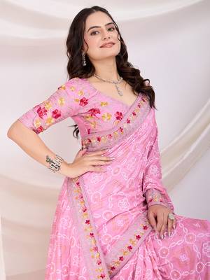 Light Pink Golden Foil Bandhani Print With Embroidered Vichitra-Silk Blend Saree 2