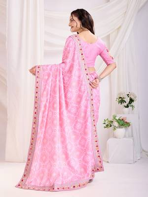 Light Pink Golden Foil Bandhani Print With Embroidered Vichitra-Silk Blend Saree 4